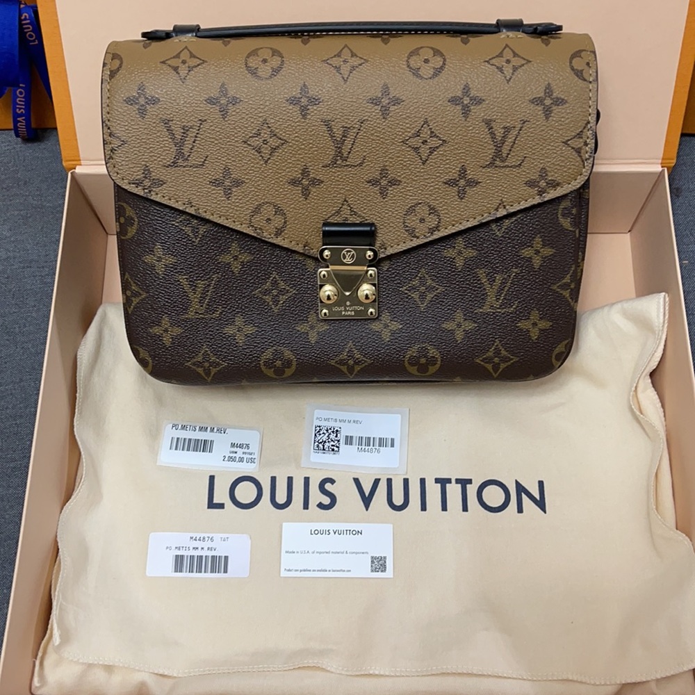 NEW Louis Vuitton Pochette Métis Reverse Monogram